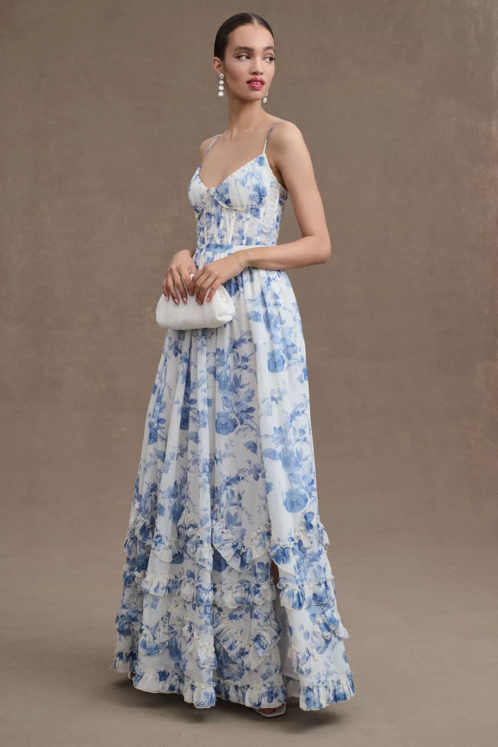 EP | Robe longue style corset avec fines bretelles, ourlet à volants et imprimé floral