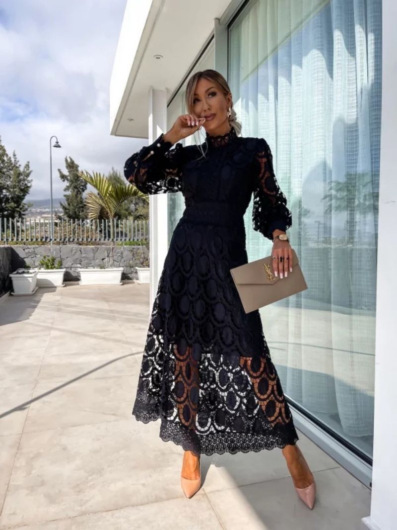 EP | Robe midi élégante en dentelle française