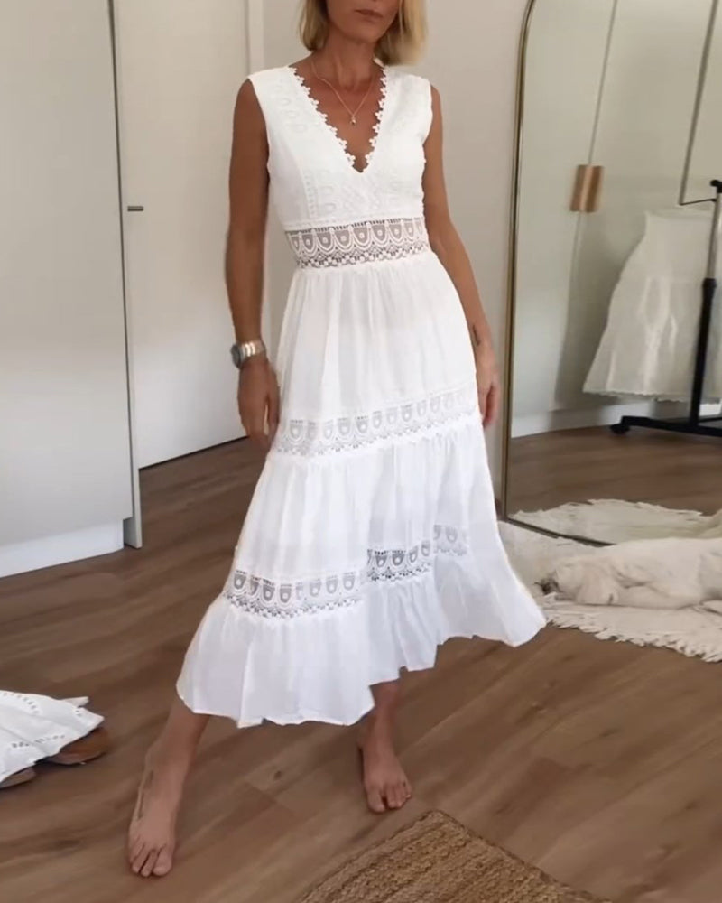 EP | Robe réservoir en dentelle avec décolleté en V