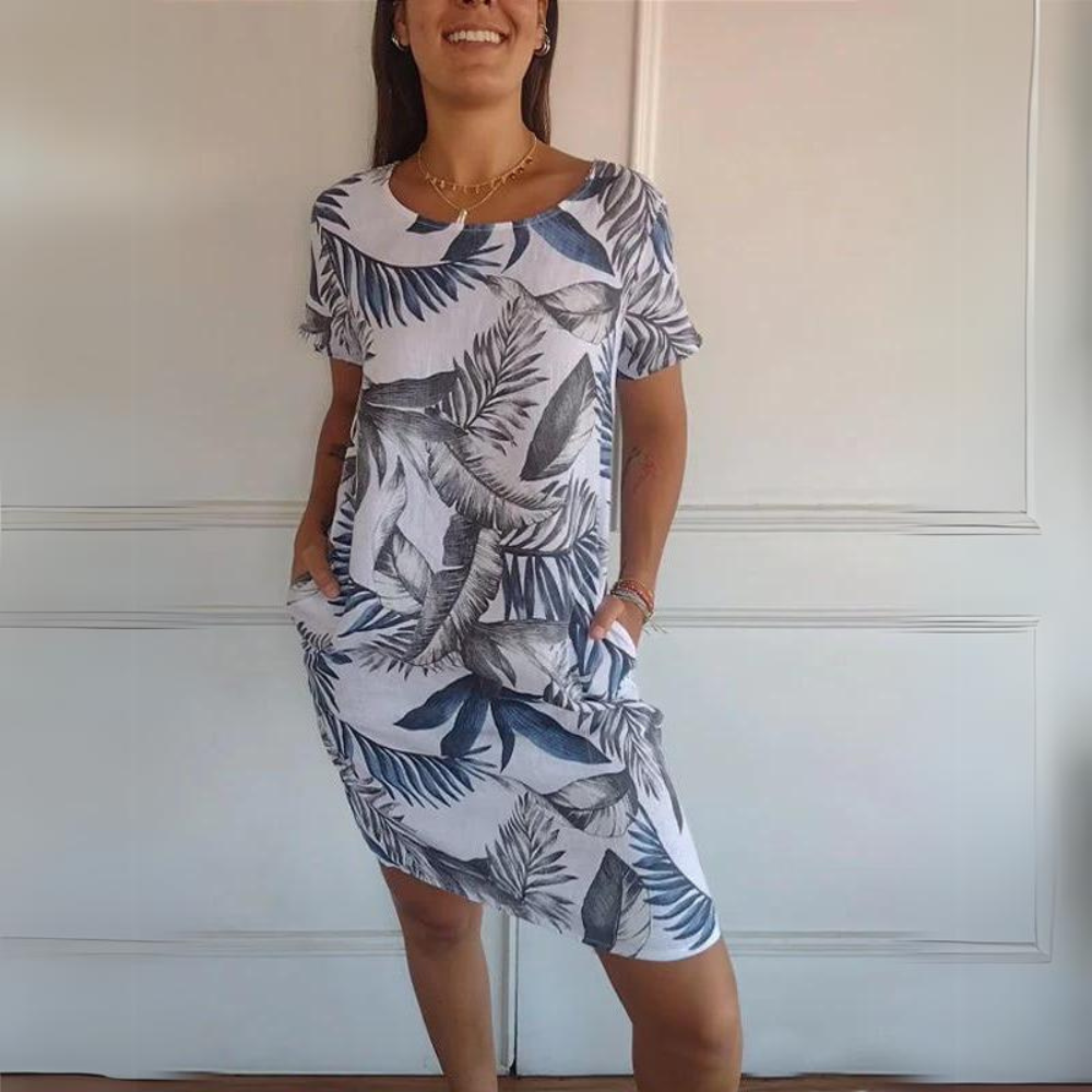 ND | Robe confortable à encolure ronde