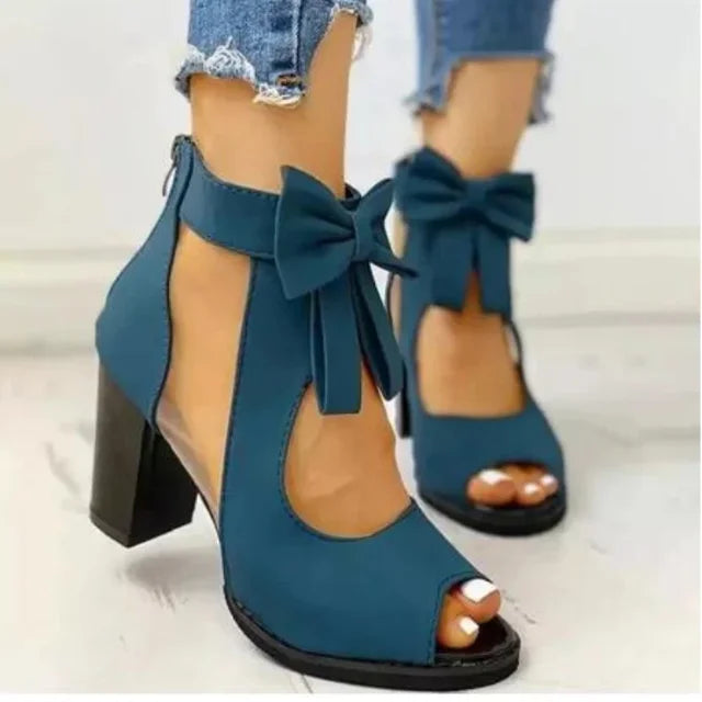ND | Talons à boucles chics