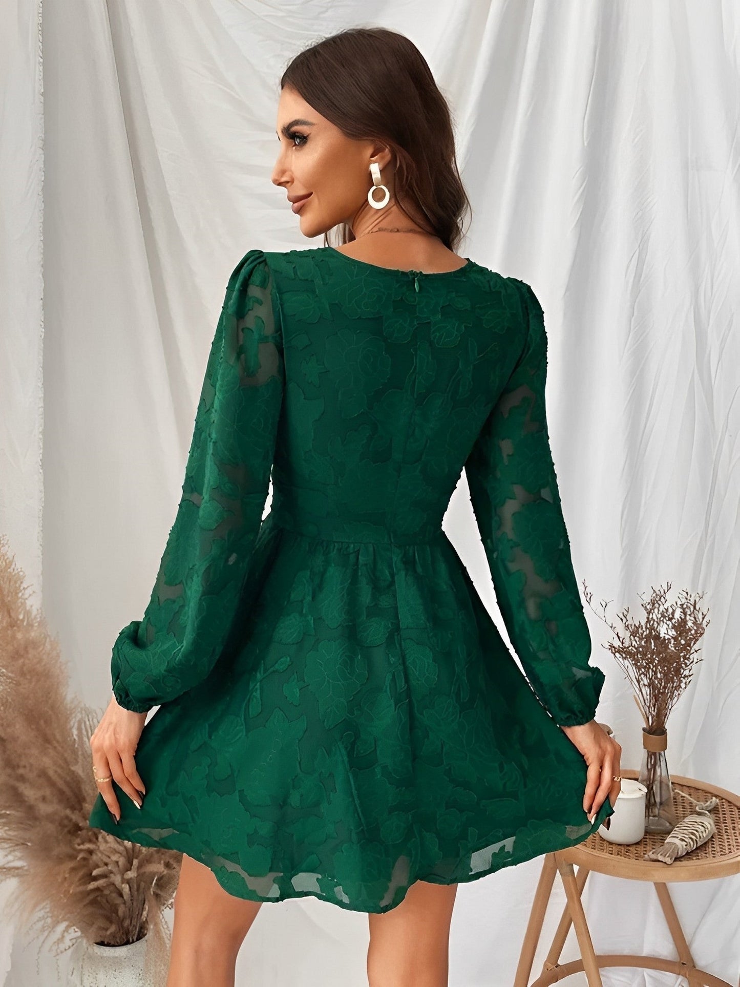 EP | une mini-robe polyvalente pour les occasions spéciales en vert