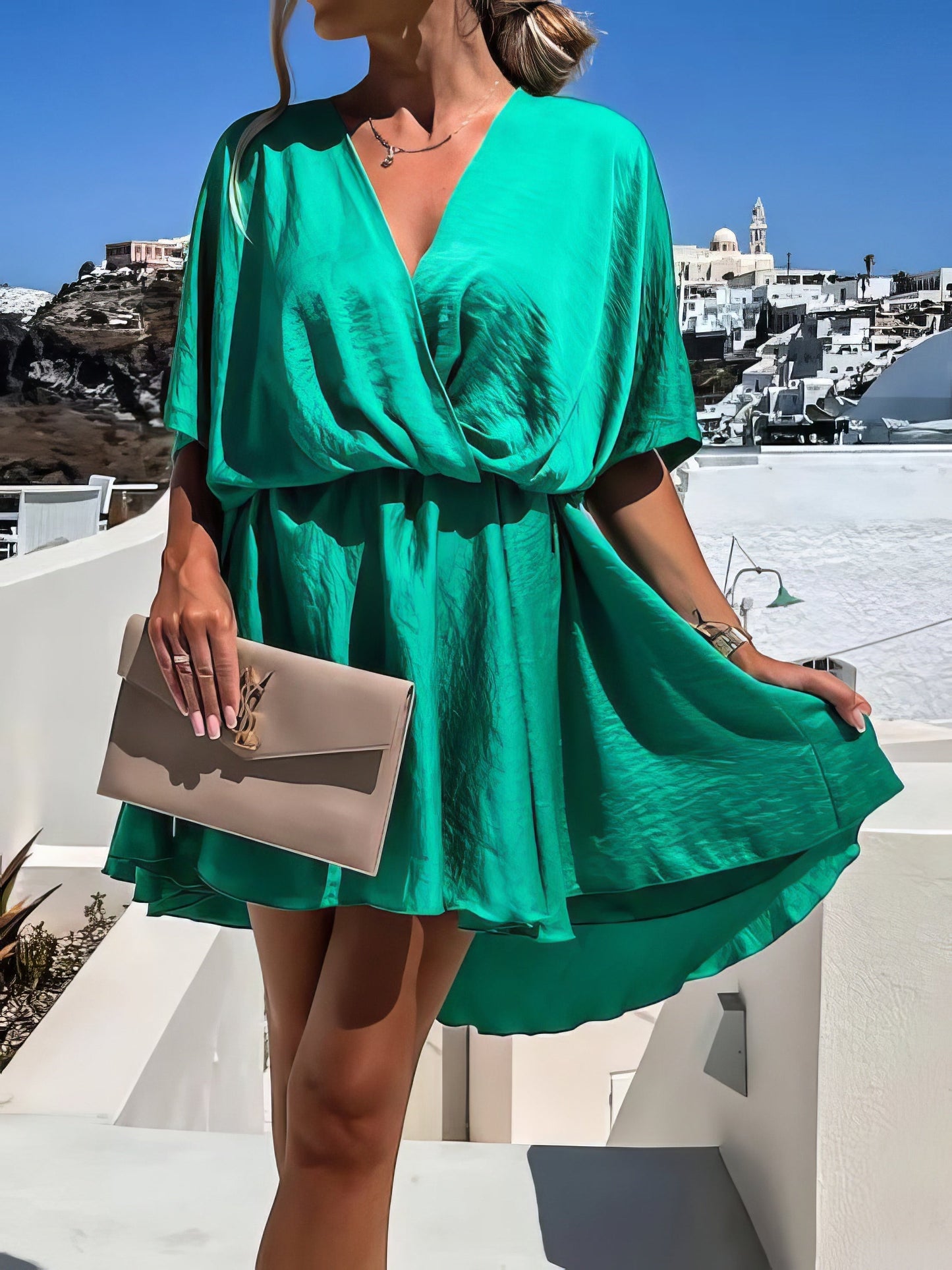 EP | Décolleté lâche en V Mini-robe à manches courtes