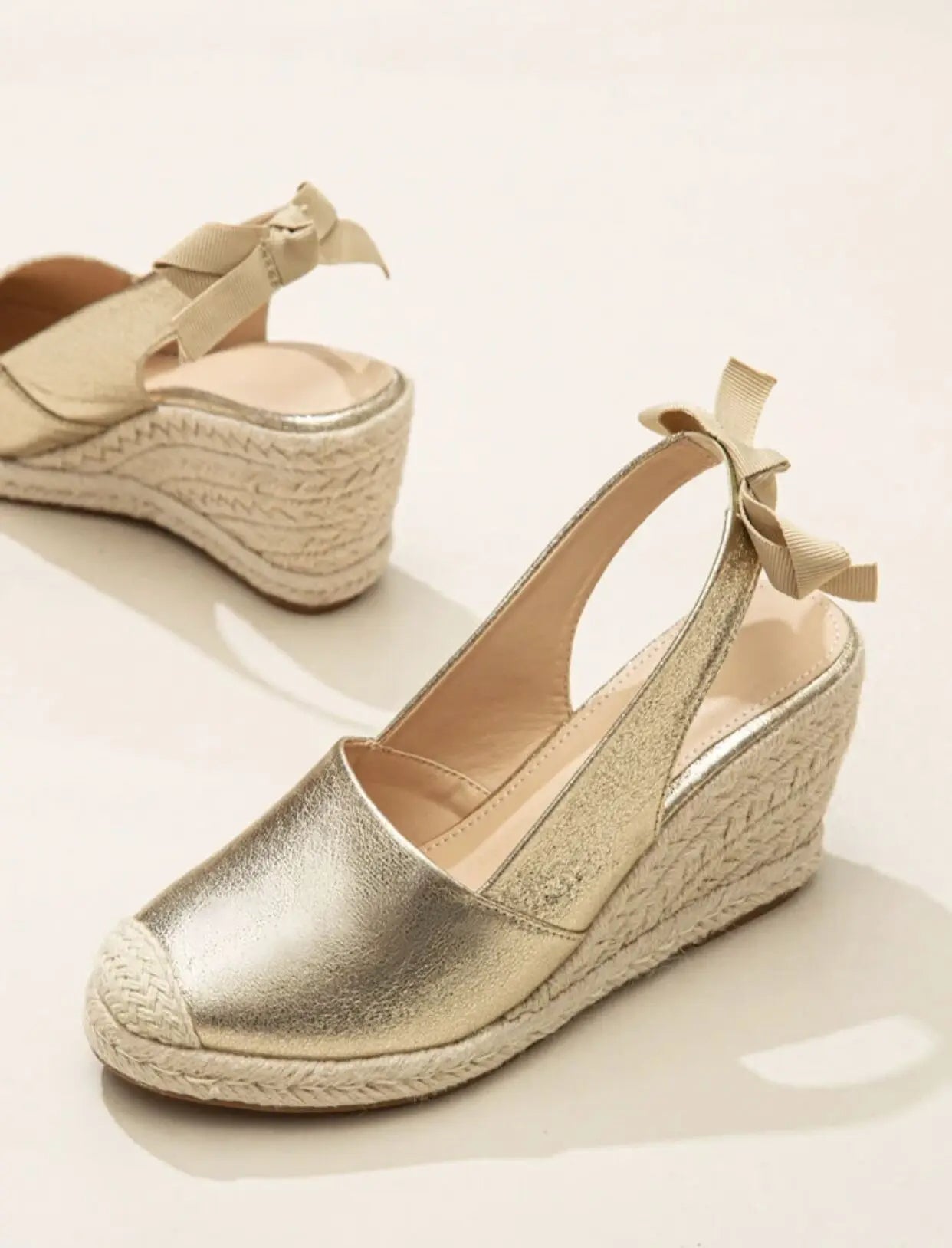 EP | Sandales Avec Boucle En Or