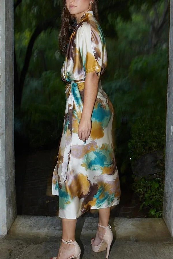 EP | Cityscape Moment Satin Tie Dye Print Demi-manches Wrap Robe Midi