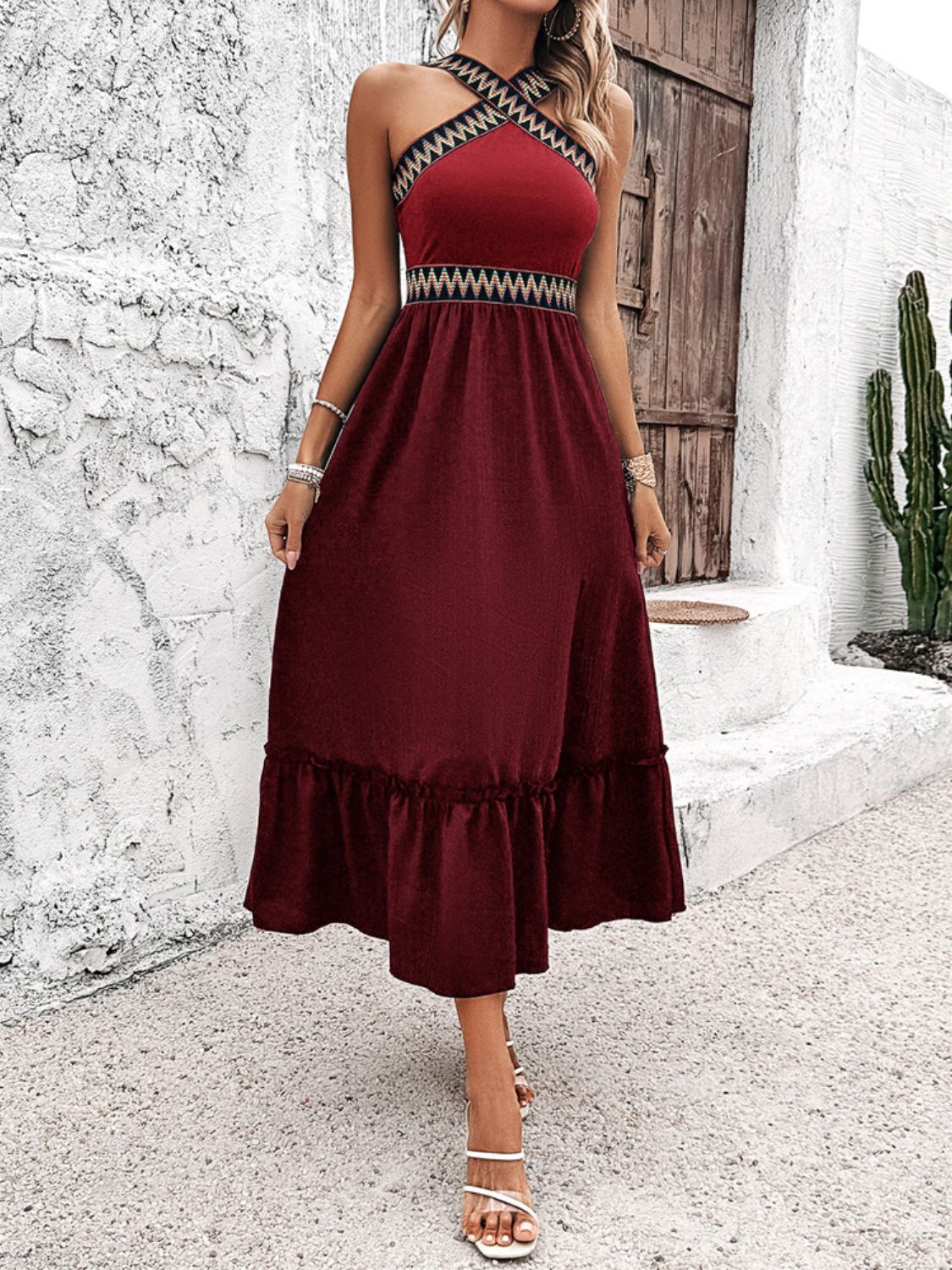 EP | Devine Robe midi sans manches plissée et fendue