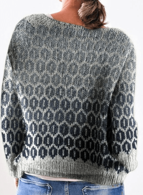EP | Pull gris avec détails