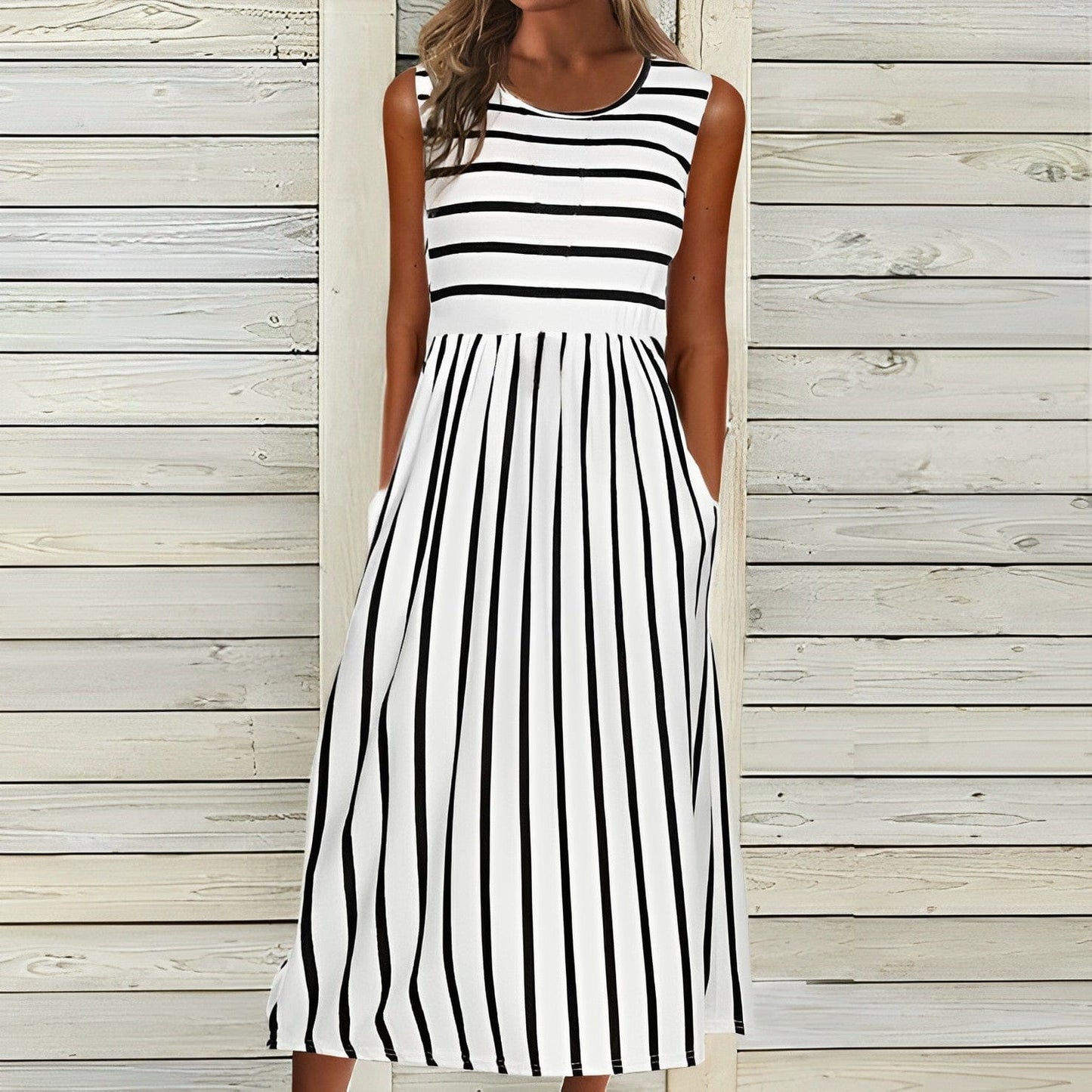 EP | Robe blanche et noire stylée