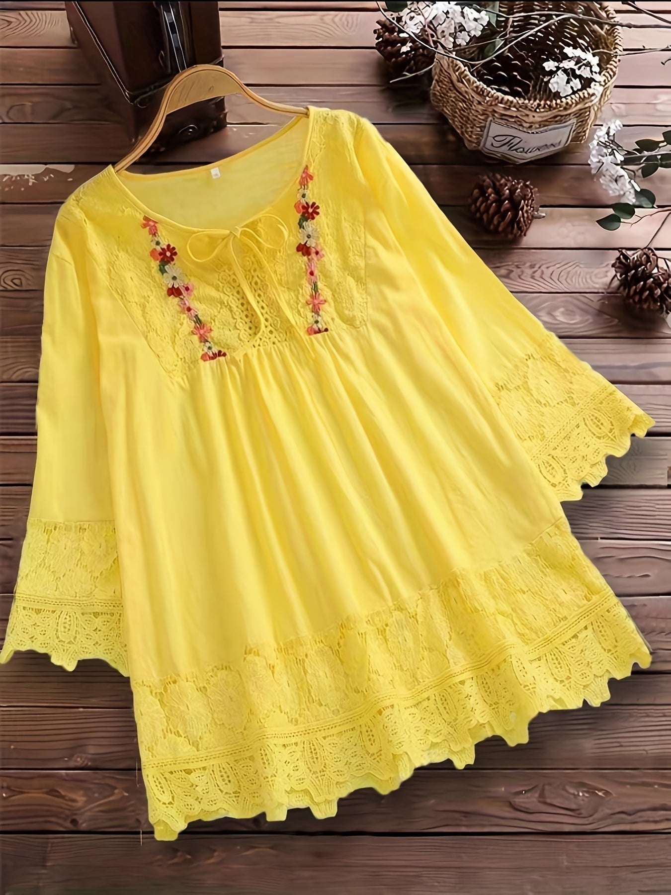 ND | Blouse élégante en dentelle raffinée