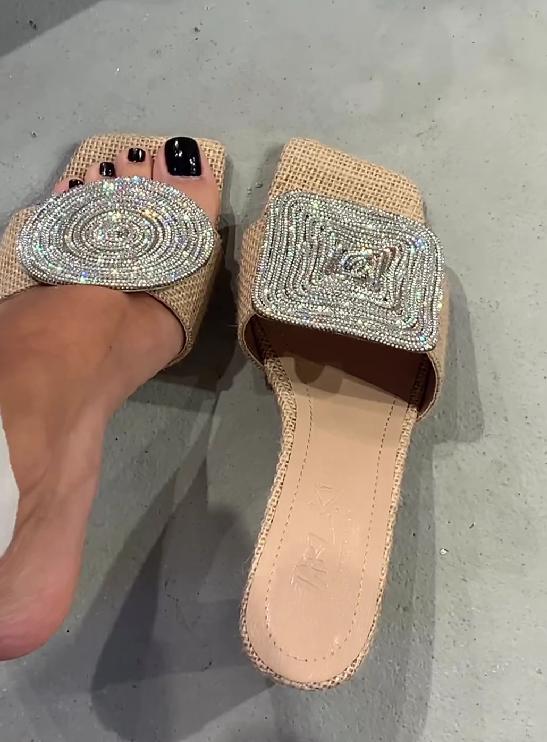 ND | Sandales à talons ronds carrés