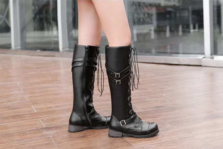 EP | Bottes pour femmes de style romain avec laçage jusqu'au genou et semelles compensées