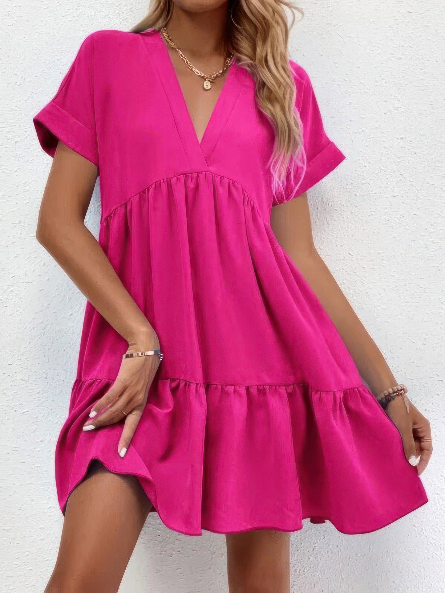 EP | Solid Mini-robe col V à manches courtes
