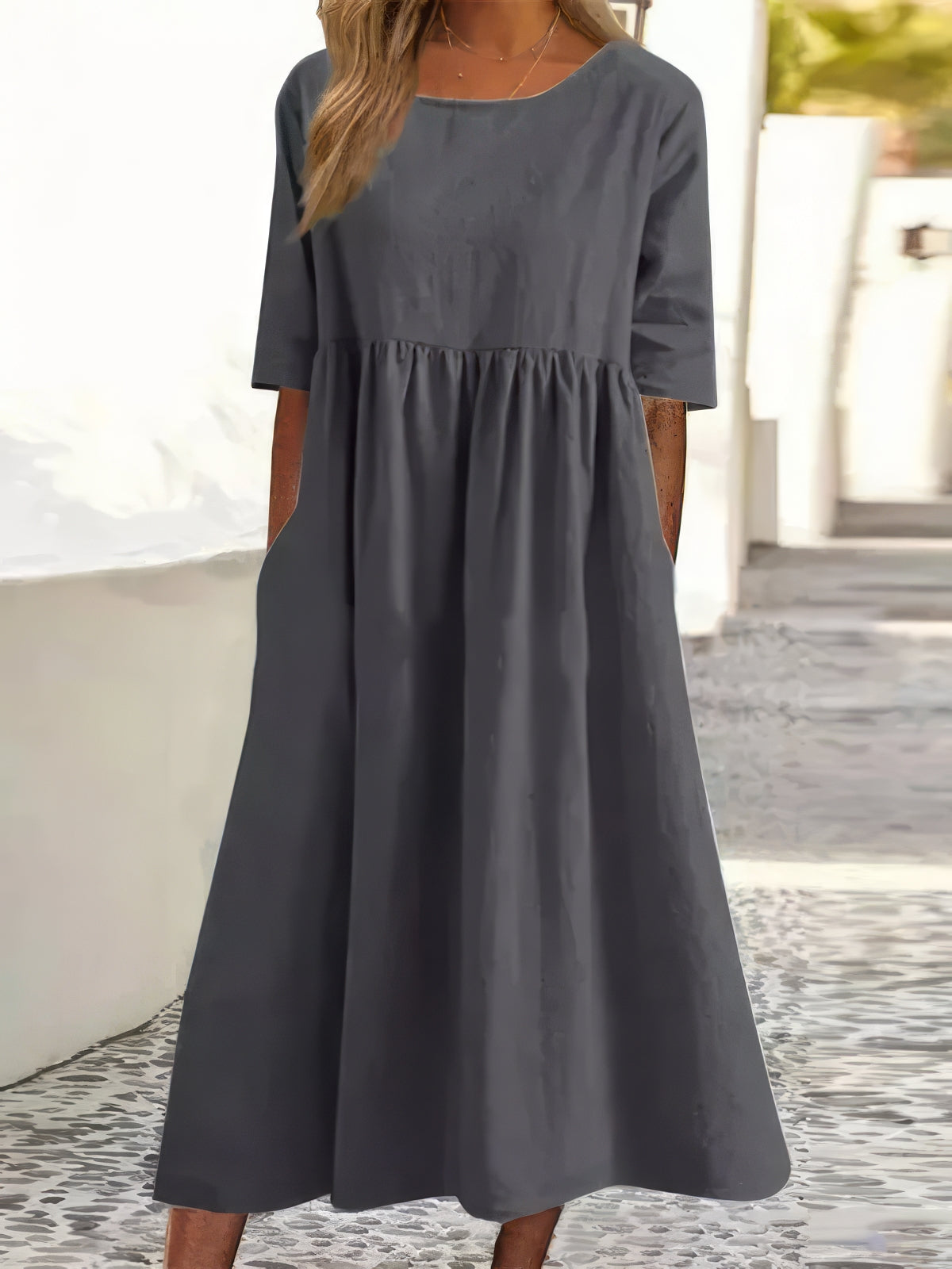EP | Robe en coton avec col rond et poches