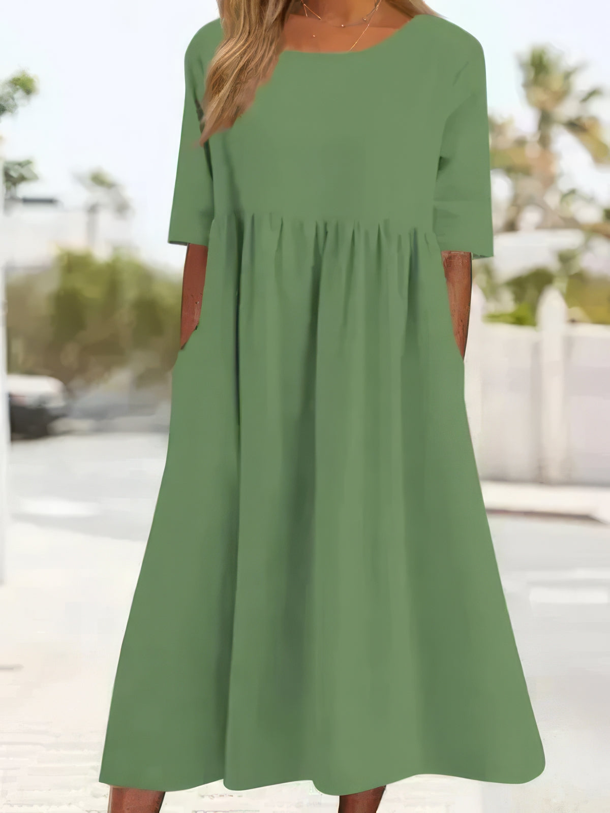 EP | Robe en coton avec col rond et poches