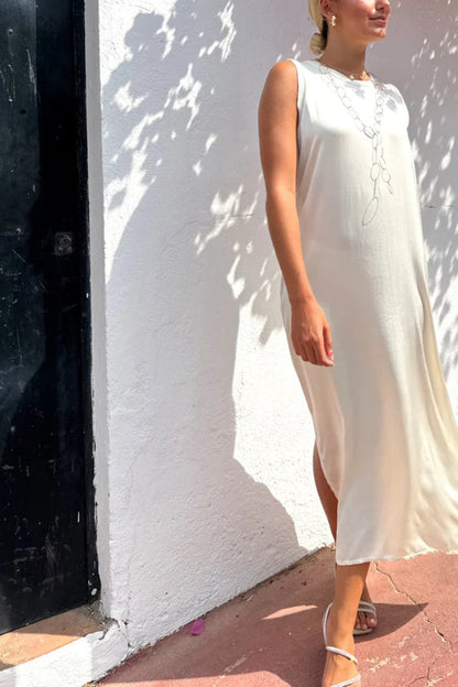 EP | Robe midi en satin avec détail de couture