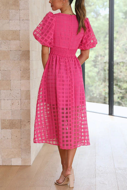 EP | Remarkable Beauty Carré Tissu à motifs Manches bouffantes Robe Midi de fête
