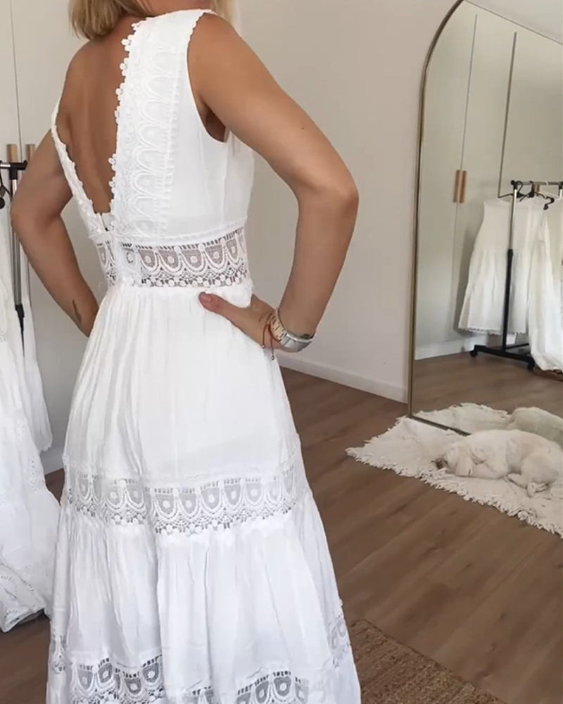 EP | Robe réservoir en dentelle avec décolleté en V