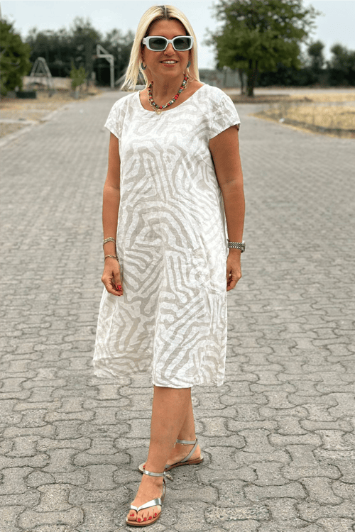 EP | Robe mi-longue en viscose avec imprimé zèbre et encolure ronde
