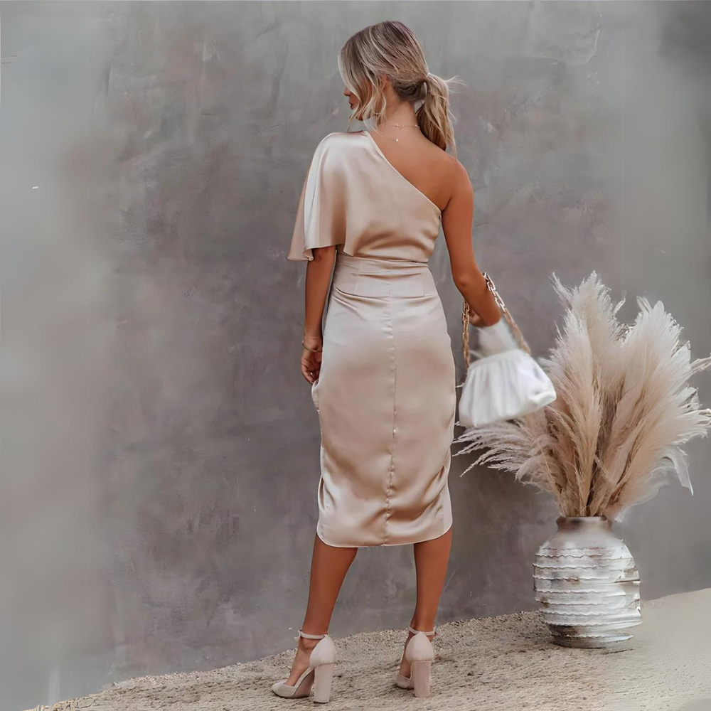 ND | Robe de soirée élégante en soie