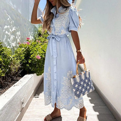 ND | Robe chic brodée