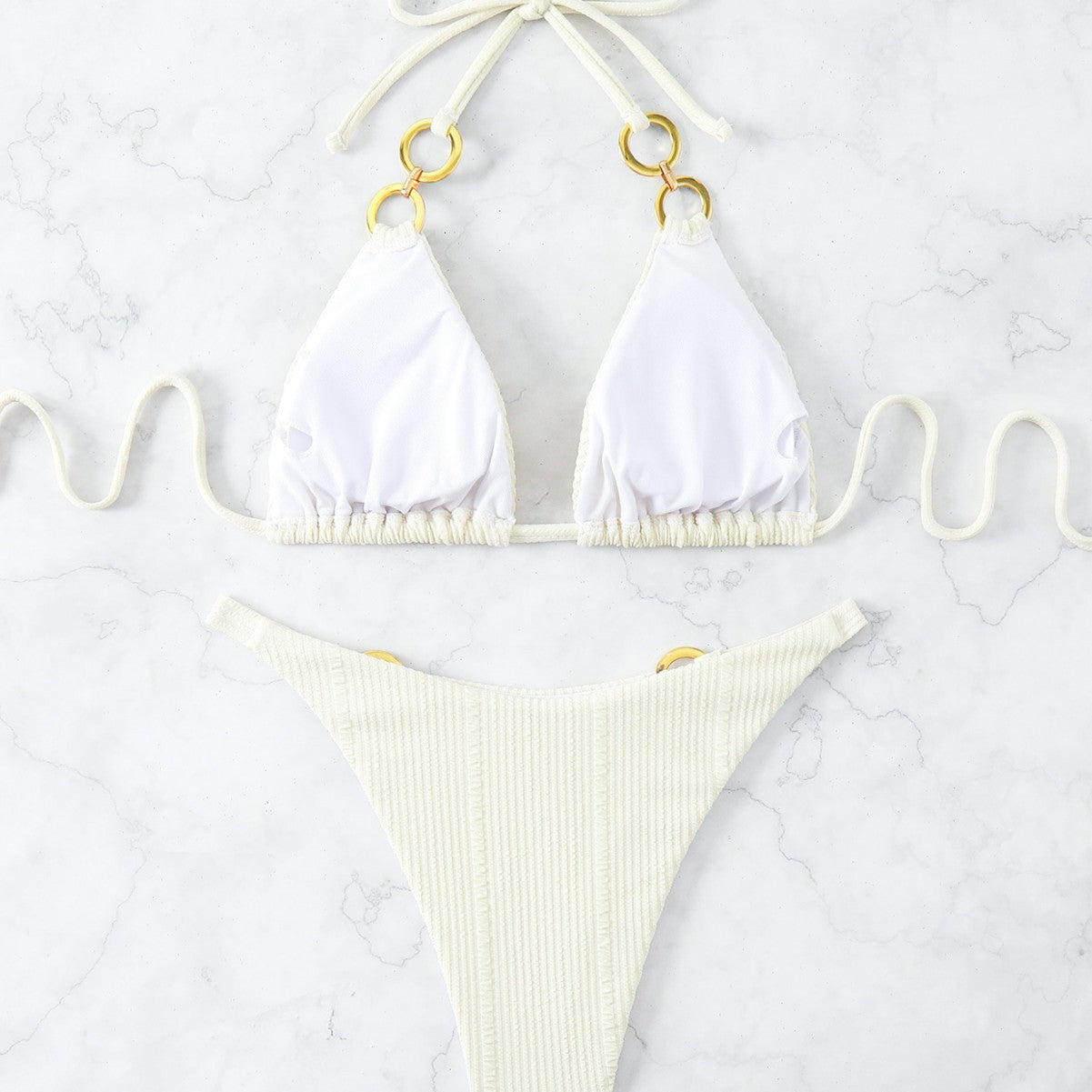 Audacieux et beau Bikini