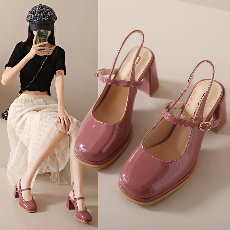 ND | Chaussures à talon épais et lanière ajustable