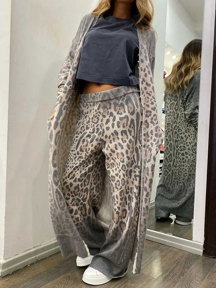ND | Cardigan léopard et pantalon