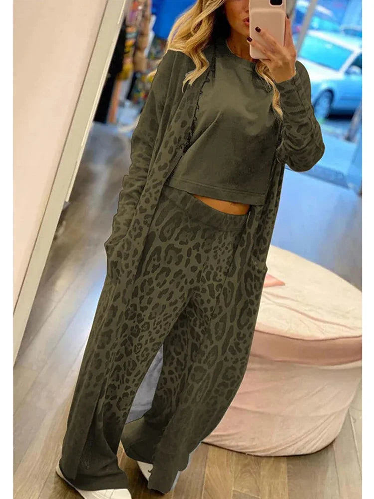 ND | Cardigan léopard et pantalon