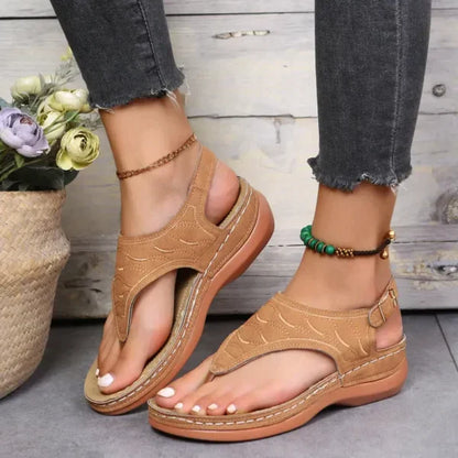EP | Sandales en cuir à la mode pour l'été
