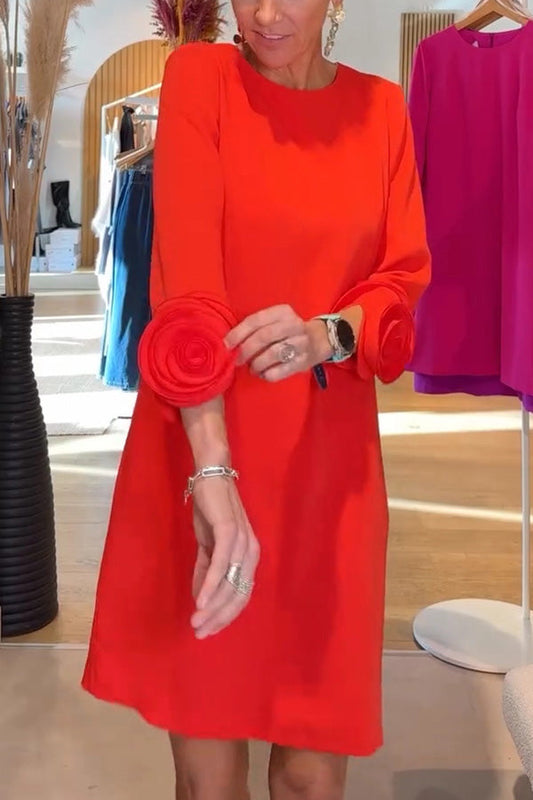 EP | Meina fleur décorée manchettes encolure ronde poche casual mini robe