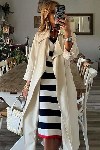 EP | rayures Robe midi élégante avec décolleté en V et manches longues