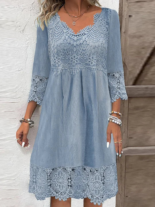 EP | Robe midi intemporelle en dentelle