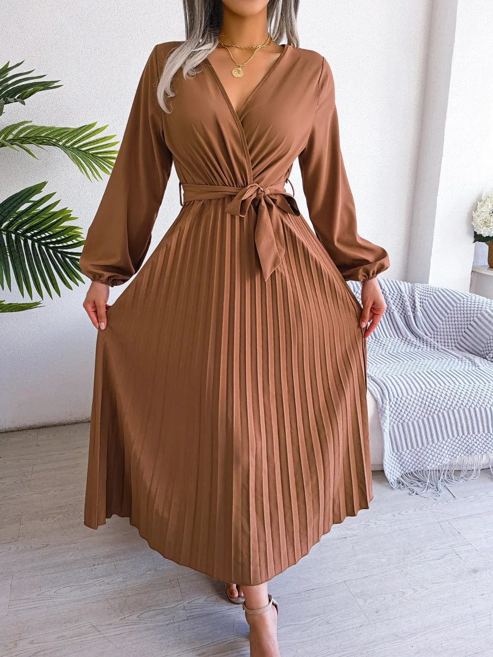 EP | Longue robe plissée en mousseline de soie